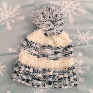 Soft Winter Hat with Pompom